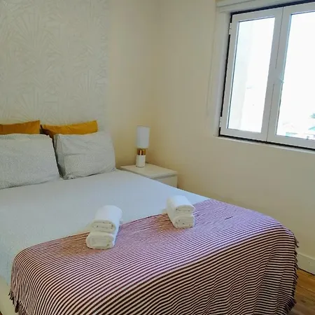 New! Cozy In The Center Daire